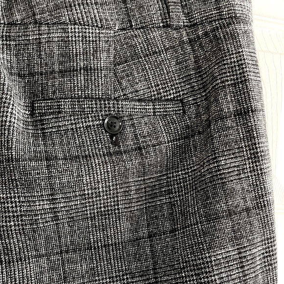 Banana Republic Avery Trouser Pants in Black and White (size 8) - Picture 8 of 10
